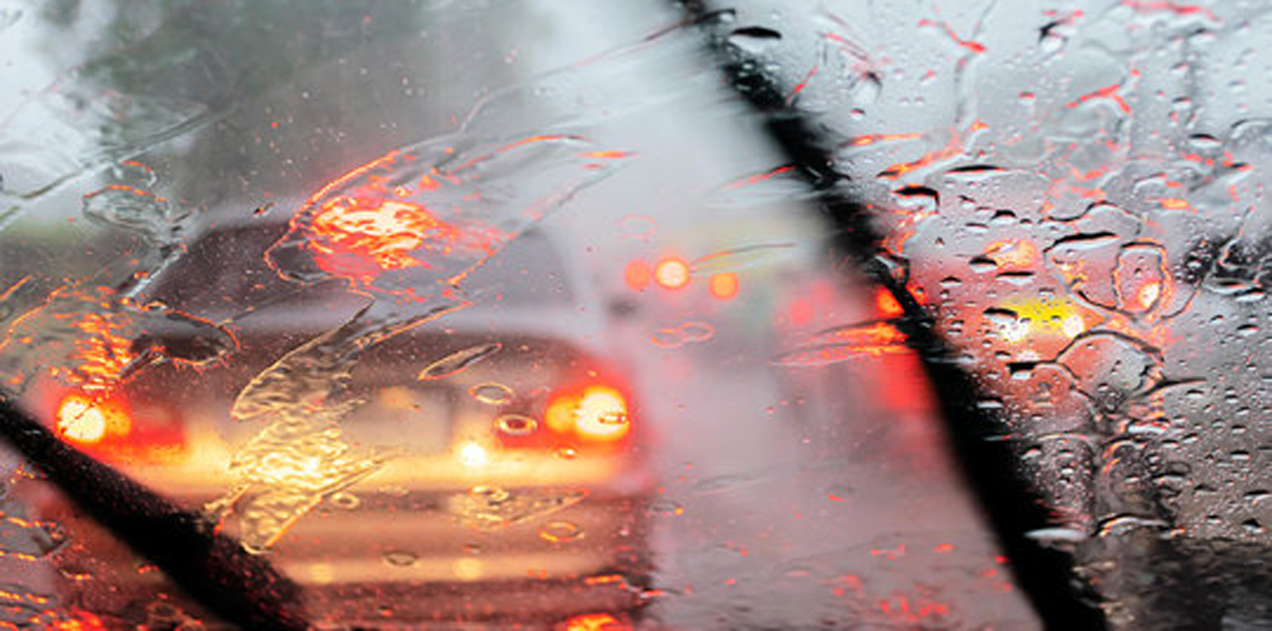 Sarasota’s Rainy Season Starts in May — Here’s What That Means for Your Windshield
