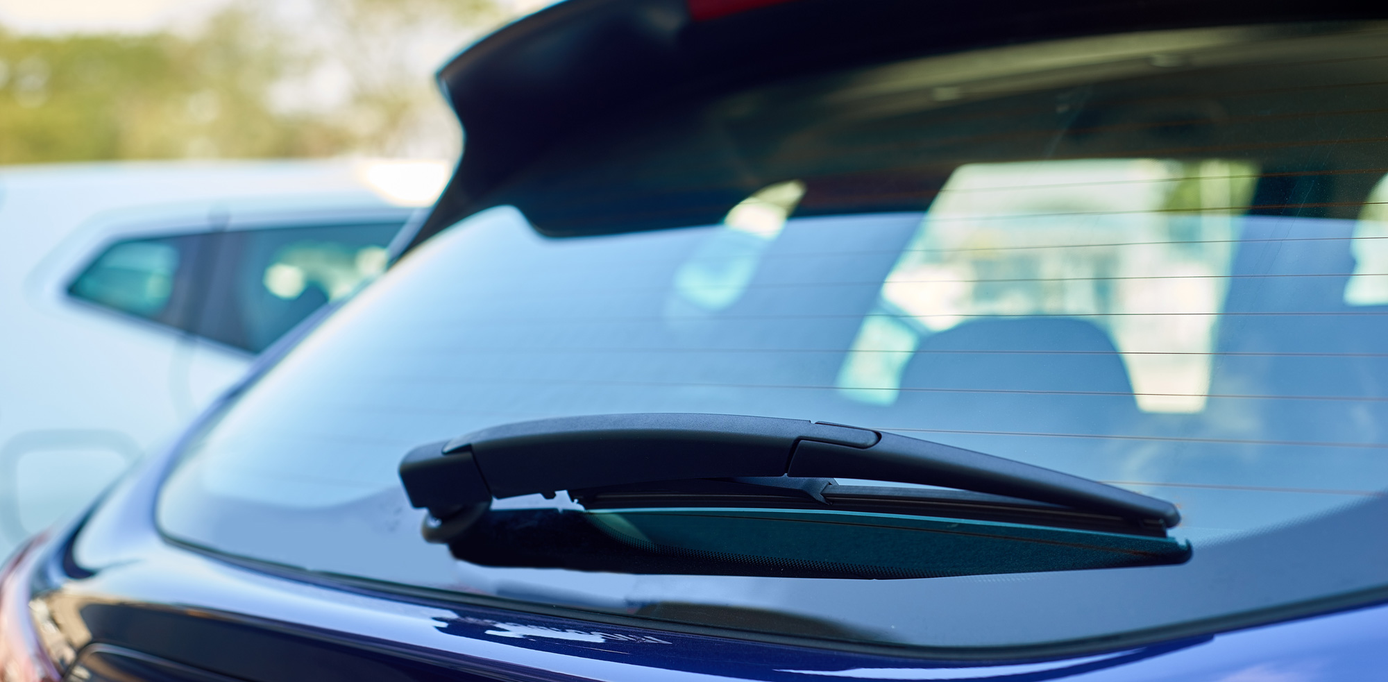 Side Window & Rear Glass Replacement in Sarasota: What You Need to Know